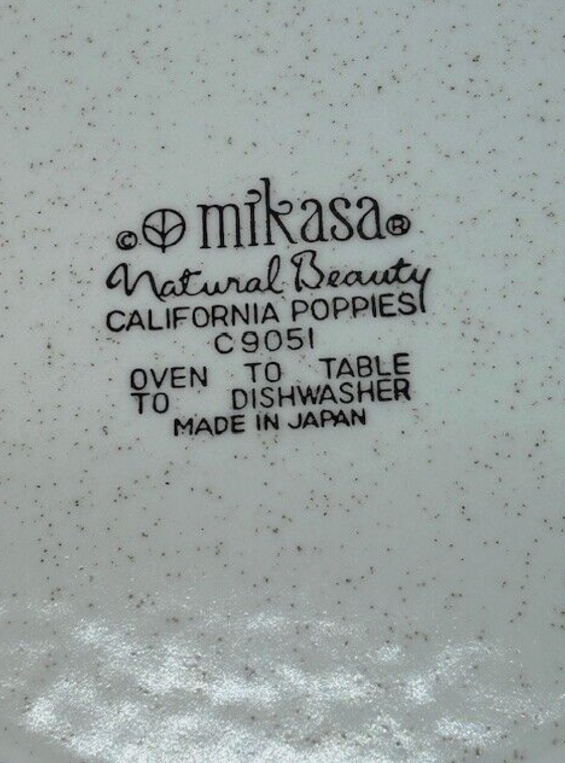 Mikasa 10 3/4" Floral Dinner Plates ( Eight Plates )